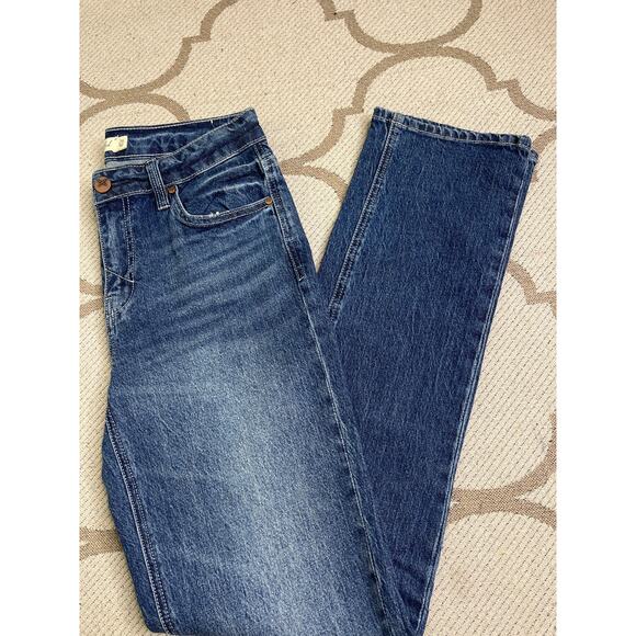 Unpublished Jeans GEORGIA Mid Rise Straight Blue Jeans, MSRP $115, size 26 - Picture 6 of 13